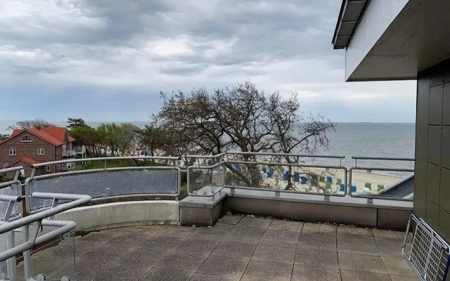 Penthouse by North Sea With Pool and Sauna