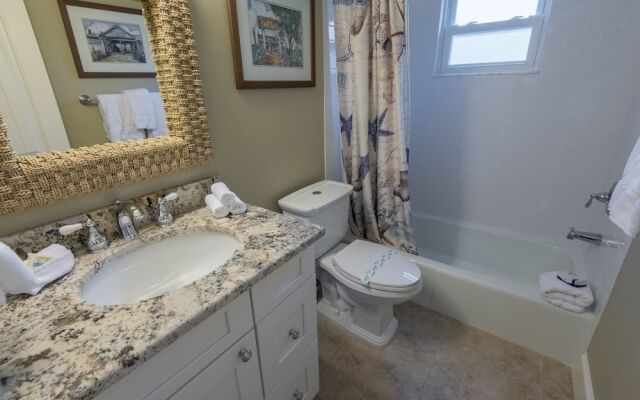 Sunshine Reef Apartment 4