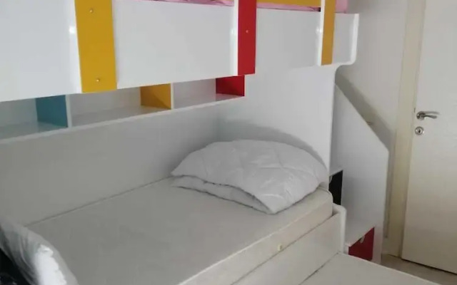 Esila Park Lara Kundu
