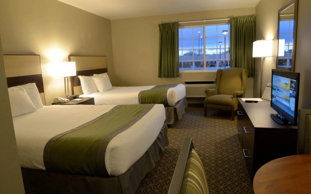 Hilltop Inn by Riversage