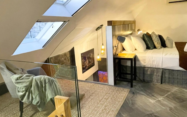 CLOCKWORKORANGE Luxury Suites