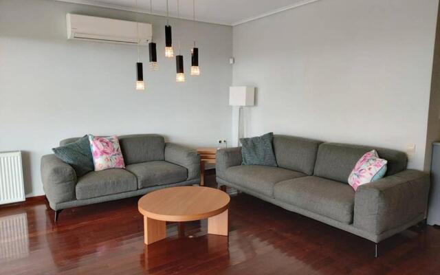 Luxury beachfront 3 bedroom apartment in Kavouri beach, Athens