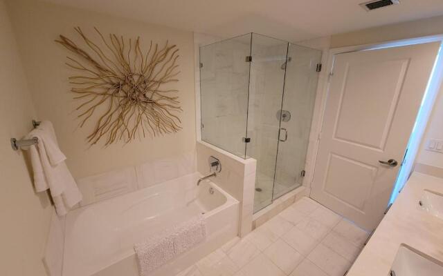 2br2bd, Downtown, Cal King