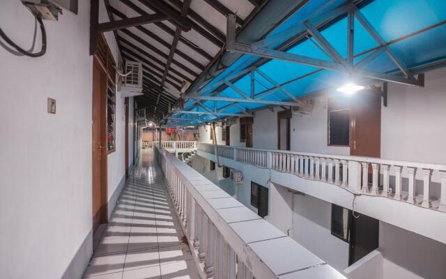 OYO 501 Elpeka Dua Residence