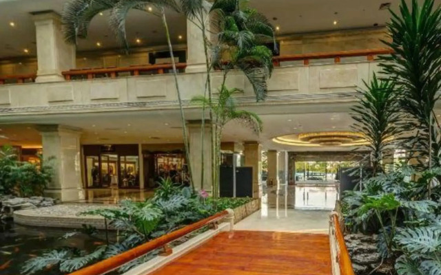 Crowne Plaza Zhanjiang