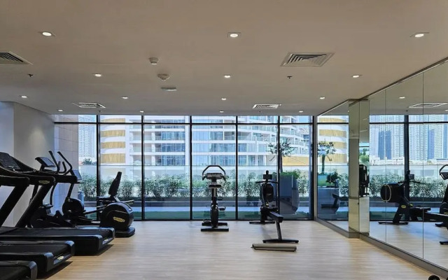 Pool View Studio 10mins From Dubai Mall