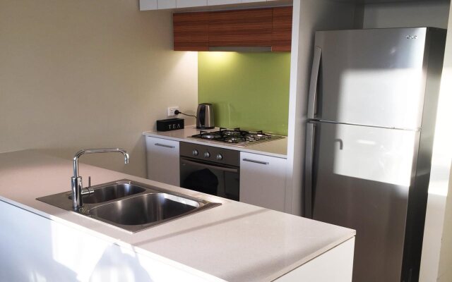 Readyset Apartments Stadium South