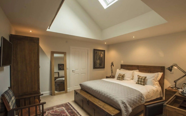 Black Bull Hotel
