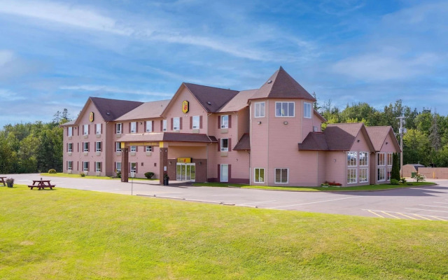 Super 8 Amherst NS