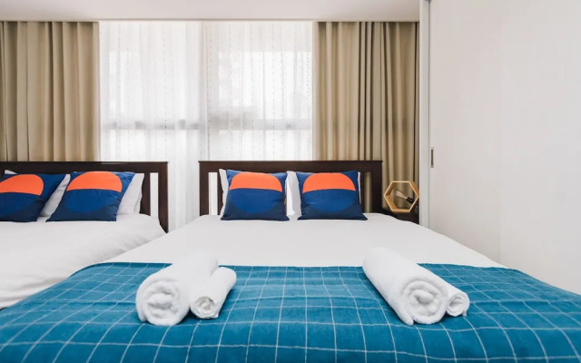 Higobashi AFP Luxury Apartment