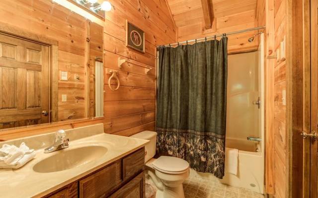 Fawn Cabin by Jackson Mountain Rentals