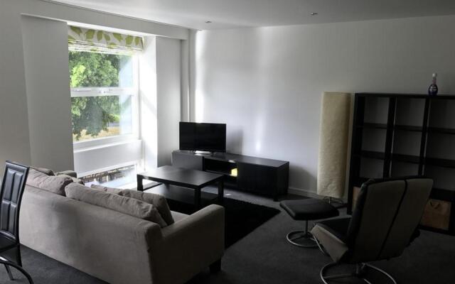 Leamington Spa Serviced Apartments - Villiers House