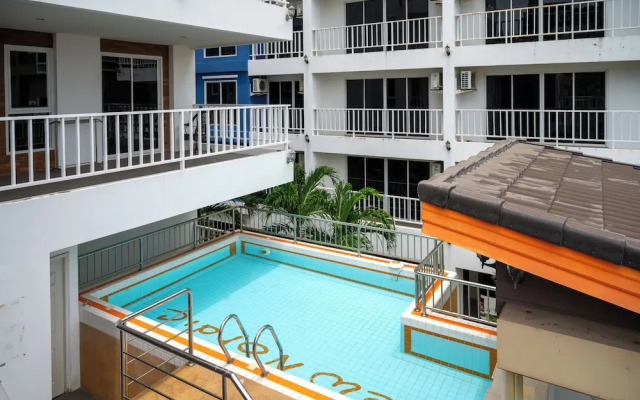 New Nordic Club 2 by Apartwell