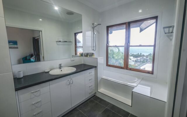 Absolute Airlie - Airlie Beach