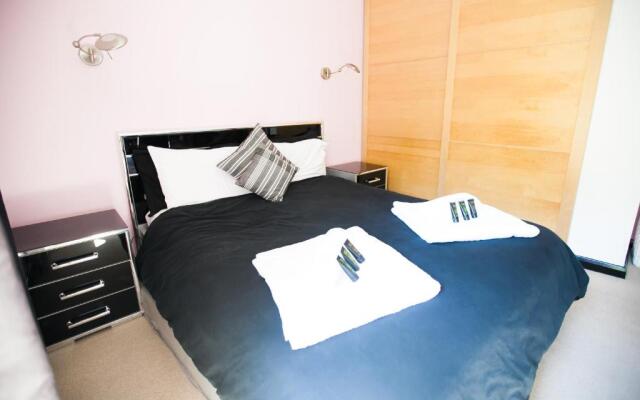 Honest University Apartment 2