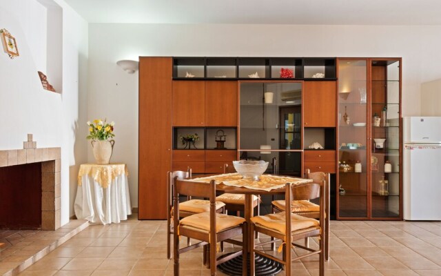 Pleasant Villa in Marina di Mancaversa with Barbecue