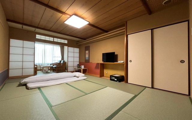 Kameya Rakan Hot Springs Ryokan