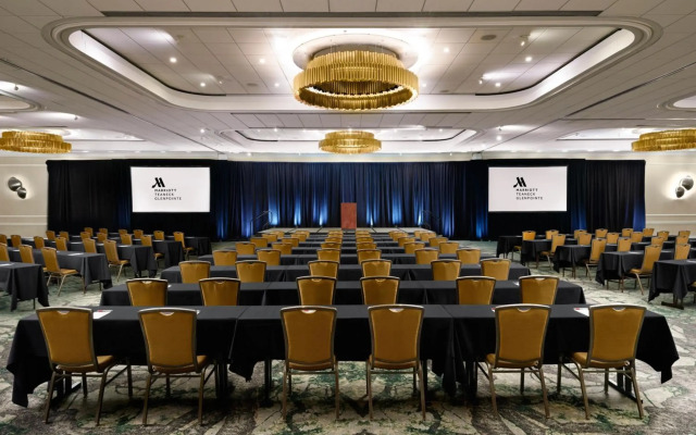 Teaneck Marriott at Glenpointe