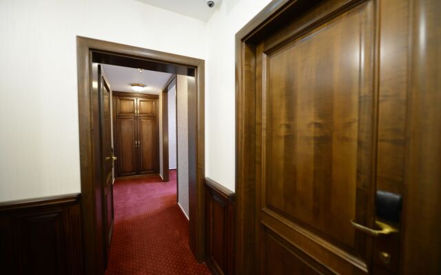 Noblesse Boutique Hotel