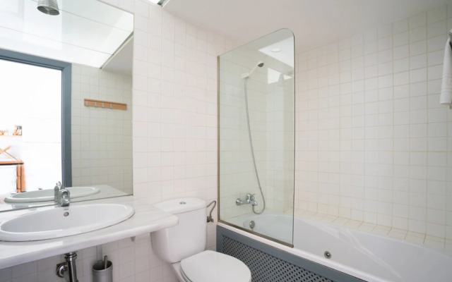 Casa de las Letrinas Bajas