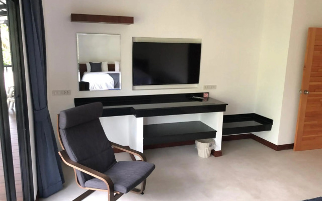 Noble House Beach Resort
