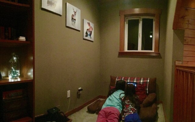 River Rock Mountain Cabin