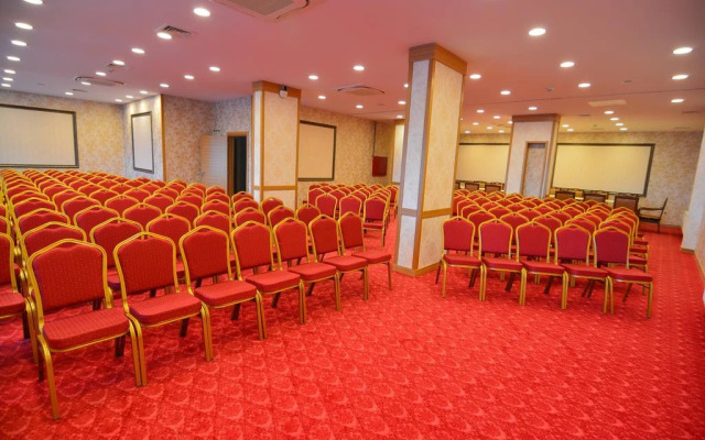 Tasar Royal Hotel