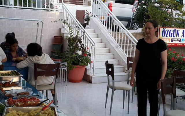 Ozgun Apart Hotel