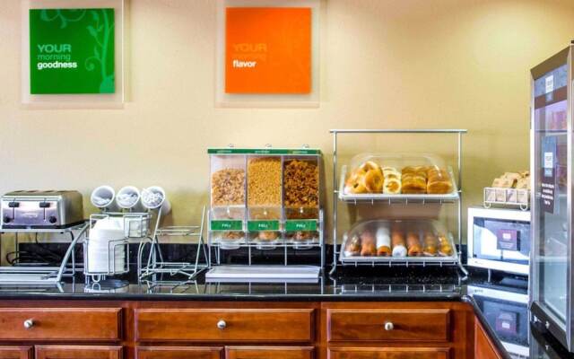 Comfort Inn & Suites