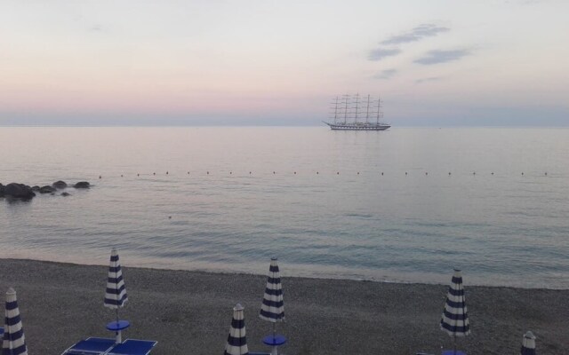 Casa Vacanza Holiday Giardini Naxos
