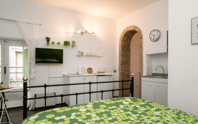Trastevere Intimate Apartment