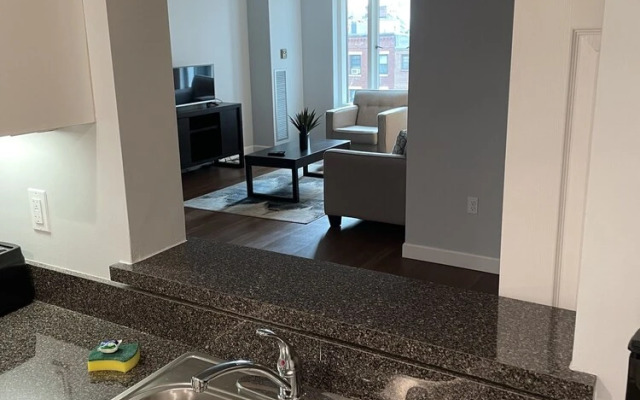Close to Tufts Medical Center Boston