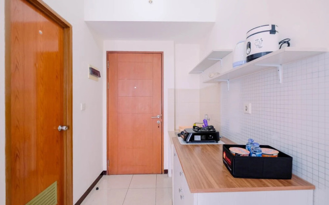 Simple Furnished Studio Apartment at Maple Park
