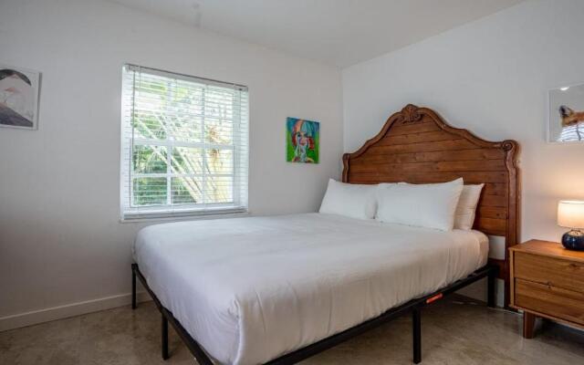 Designers Den Creative Space Garden and Parking