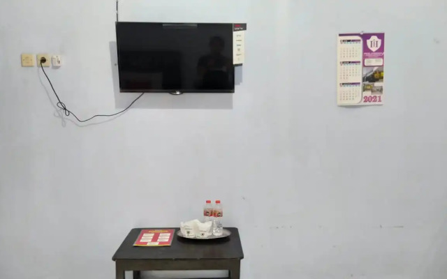 RedDoorz Syariah near Stasiun Pekalongan 3