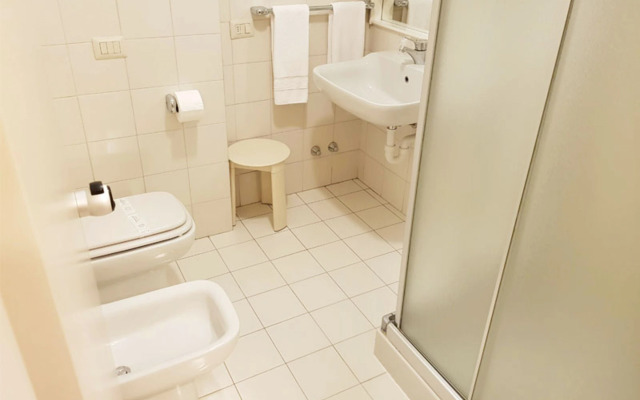 Axolute Comfort Hotel