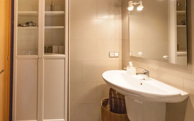 Spacious Apartment in Bon Relax With Swimming Pool