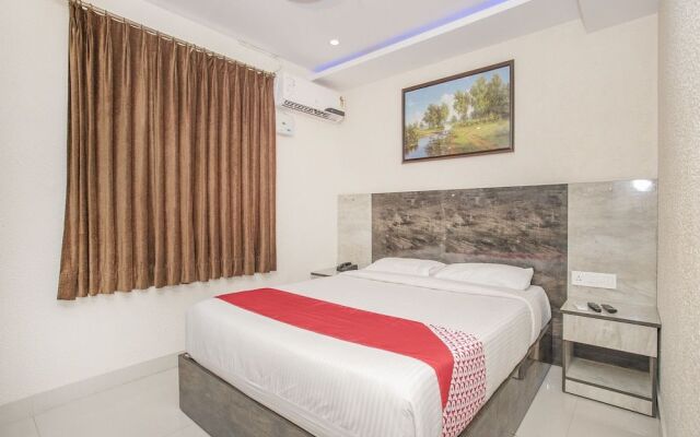 OYO 9017 Pride Homes