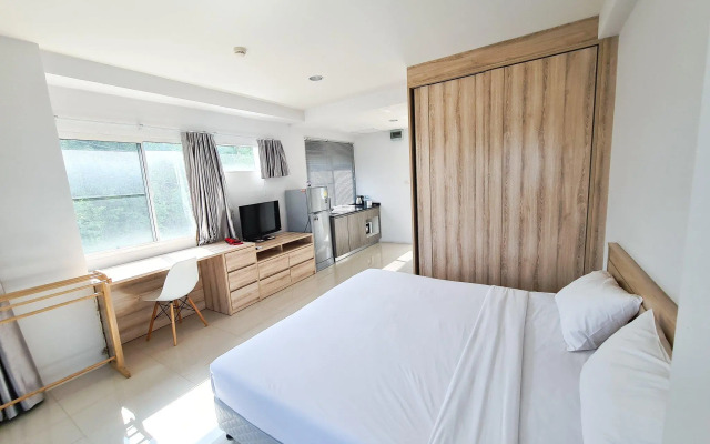 Des Res Hotel and Residence