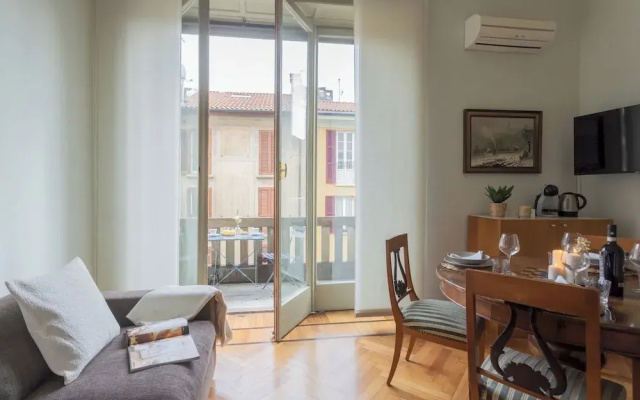 Garibaldi's Balcony by Rent all Como