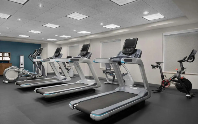 Hampton Inn & Suites Durham/North I-85