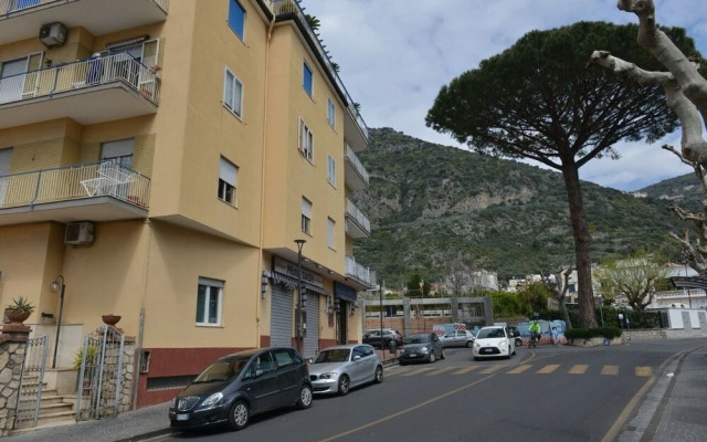 Allegra Apartment - De Vivo Realty Meta di Sorrento