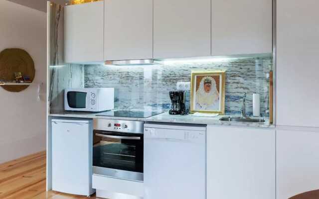 Boutique Rentals - Republica's Garden Studio with views