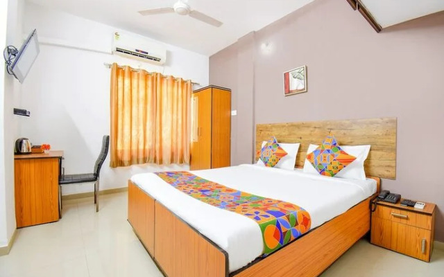 FabExpress Wakad Stays