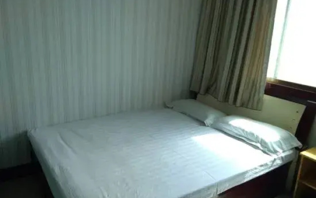 Wenxian Modern Hotel