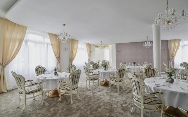 EA Hotelový Resort SEN Hotel