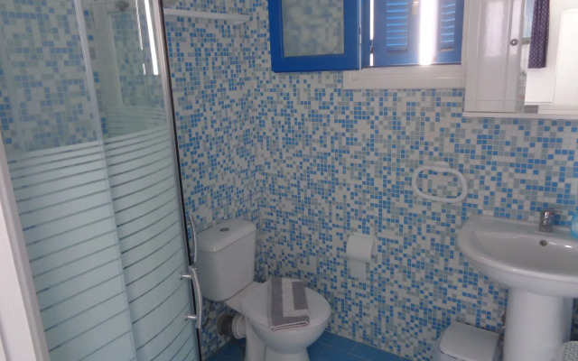 Blue and White Studios & Apartments