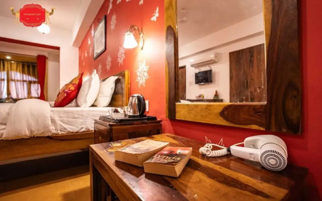 Hotel Golden Legacy - By PRAMANA EXP