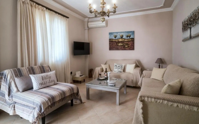 Mary's Dreamy Maisonette