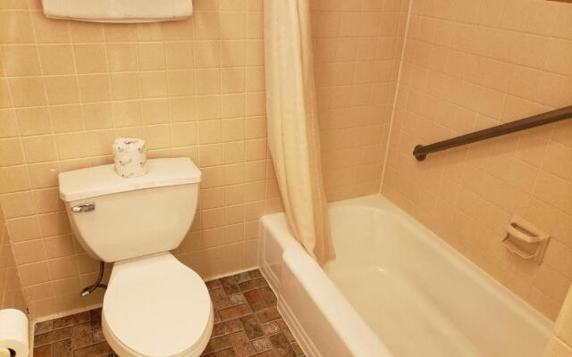 Spinning Wheel Motel